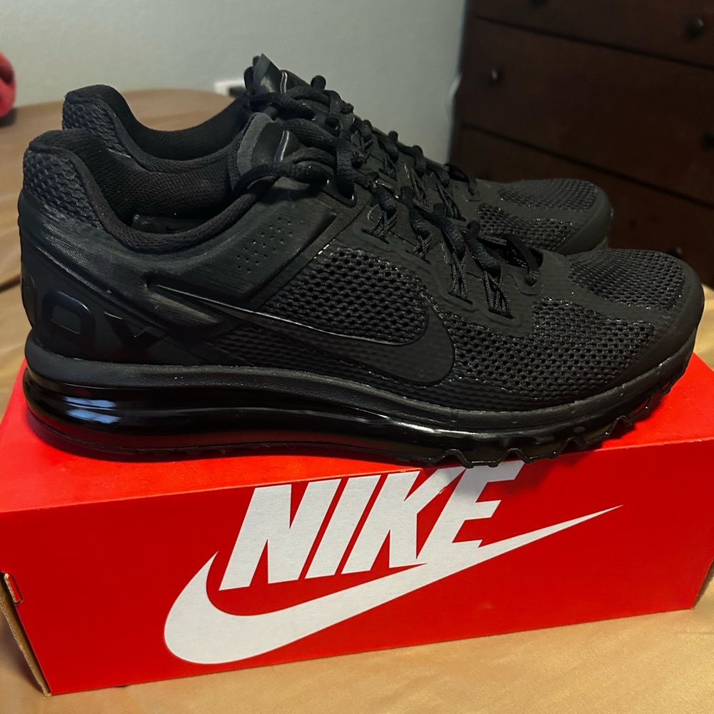 Nike Air Max 2013 triple black